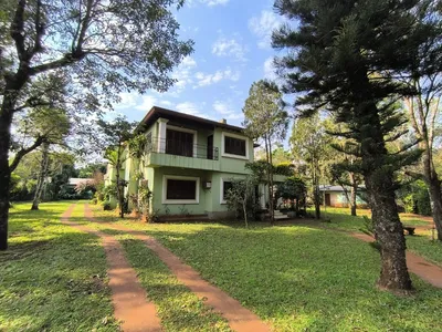 Quinta con frutales en Yaguarón